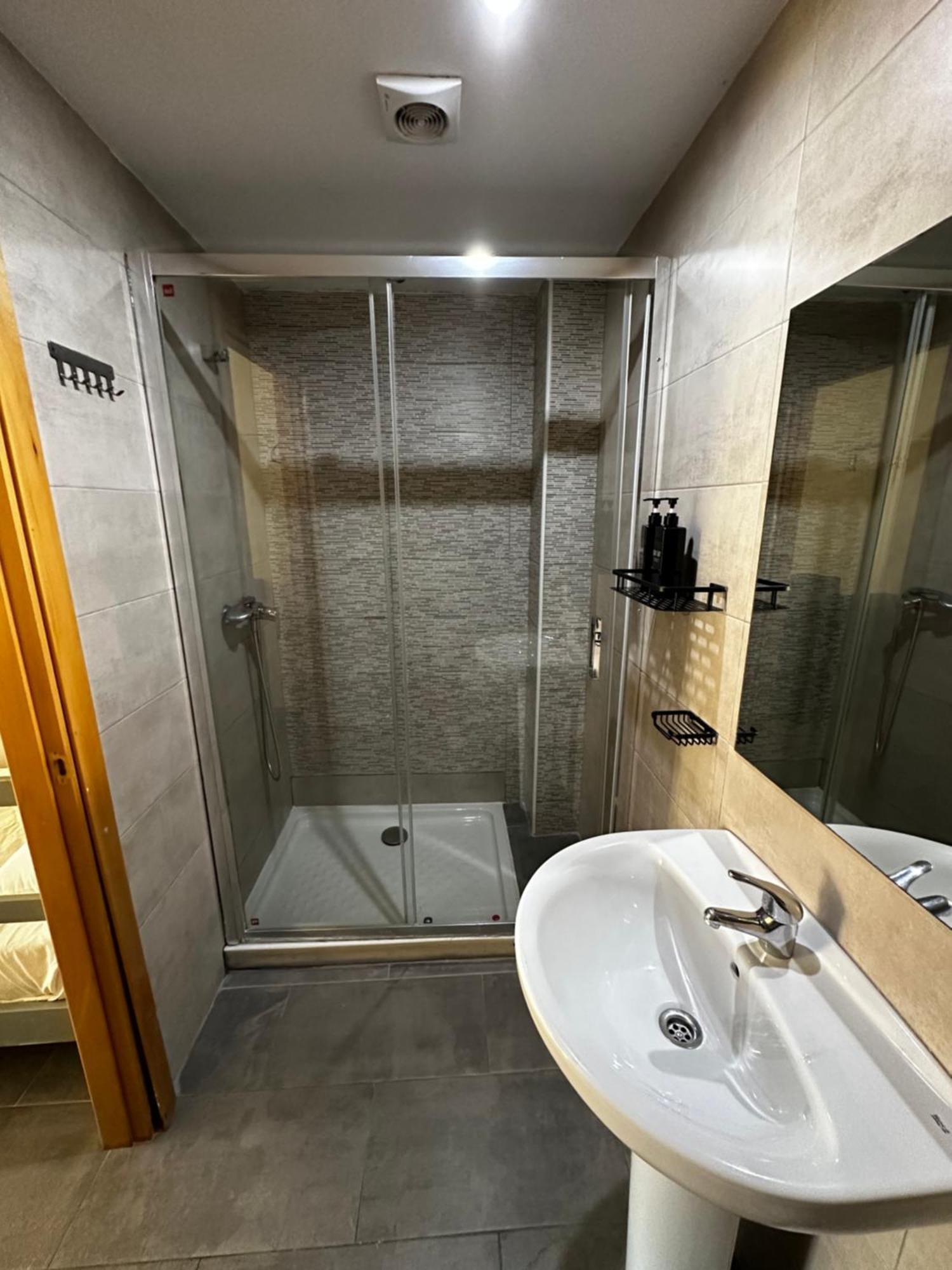 Standard Family Room,1594732240:JPEG